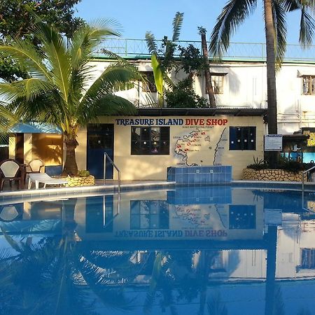 Treasure Island Resort Olongapo Eksteriør billede