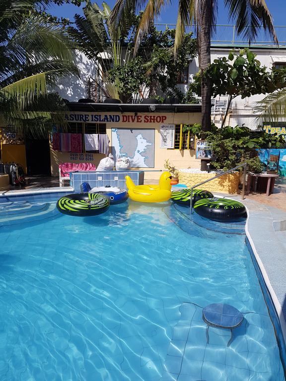 Treasure Island Resort Olongapo Eksteriør billede