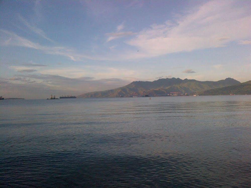 Treasure Island Resort Olongapo Eksteriør billede