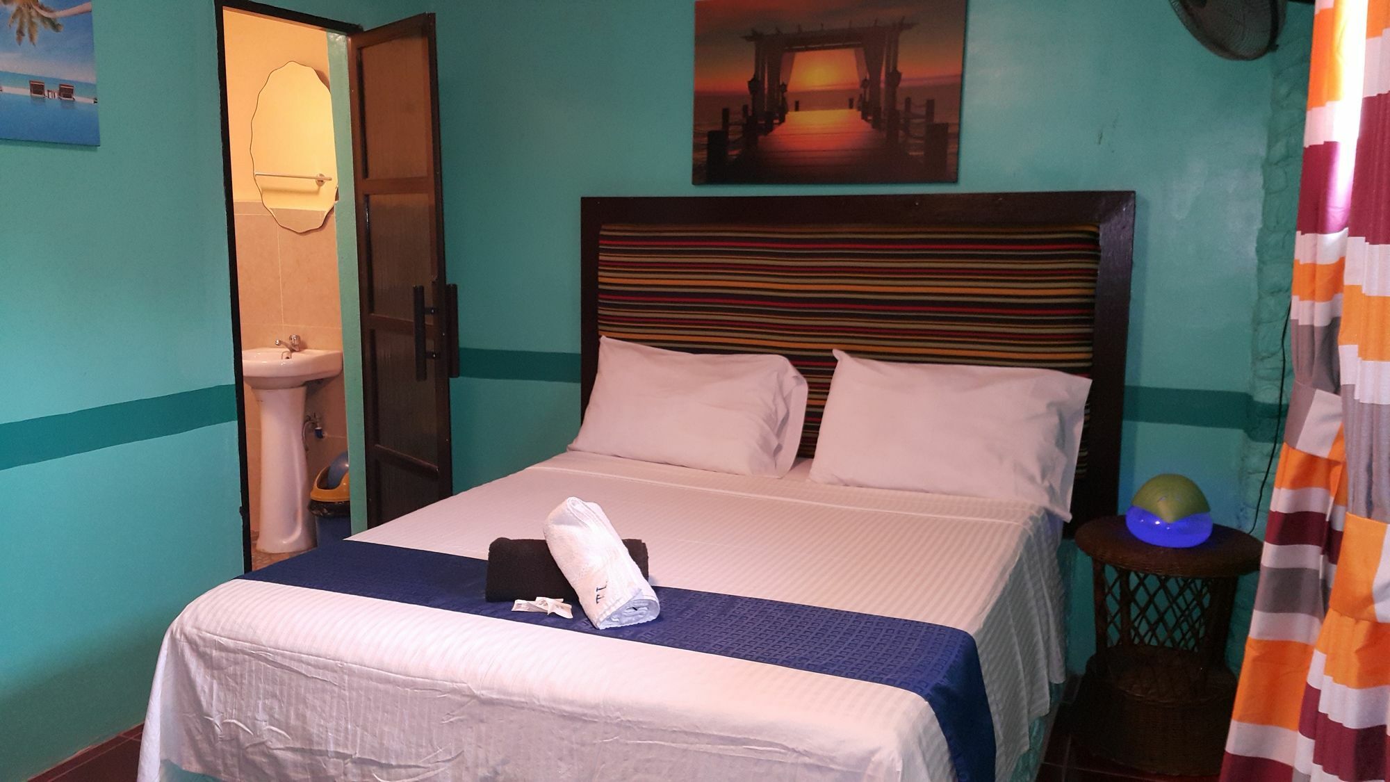 Treasure Island Resort Olongapo Eksteriør billede