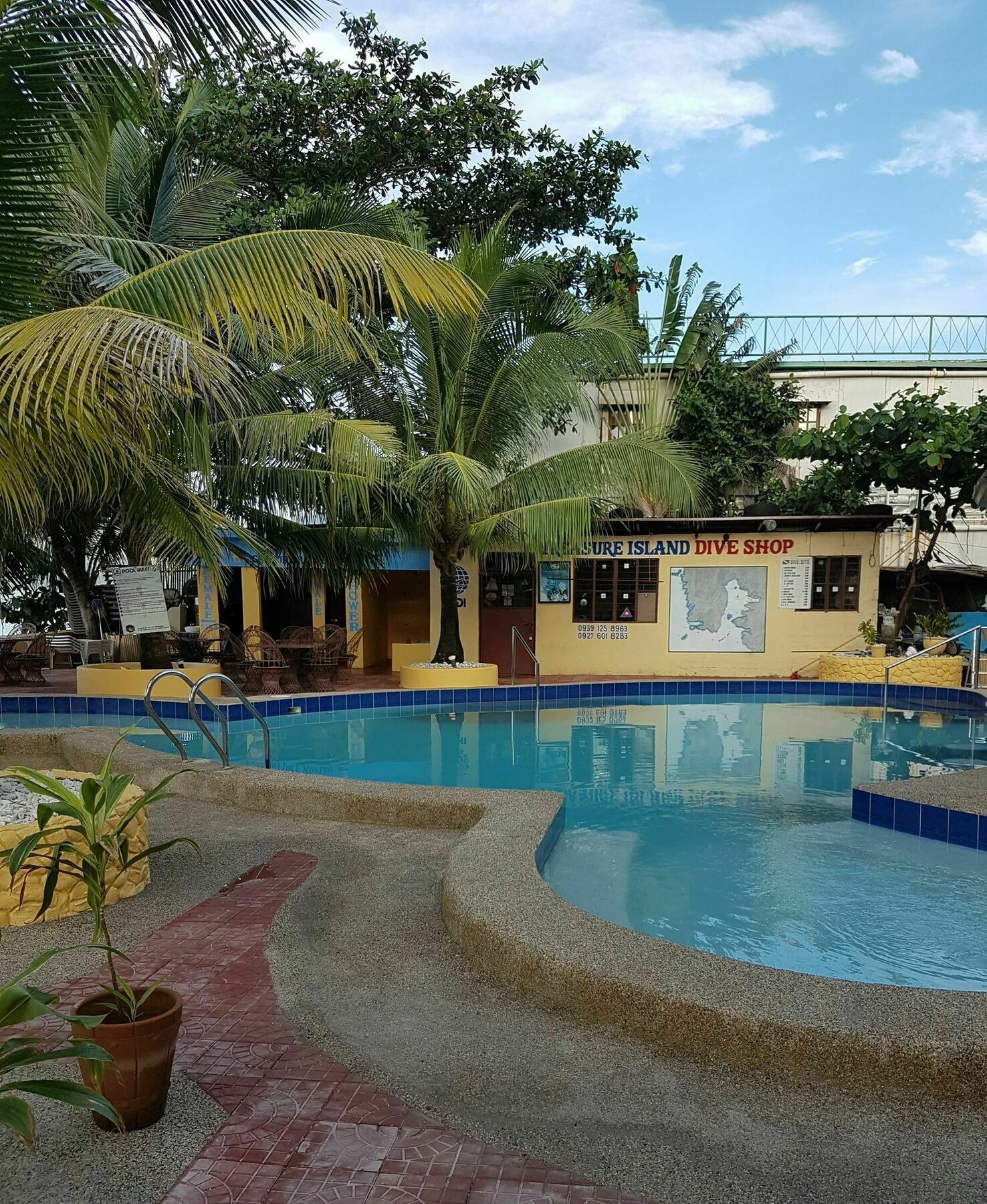 Treasure Island Resort Olongapo Eksteriør billede